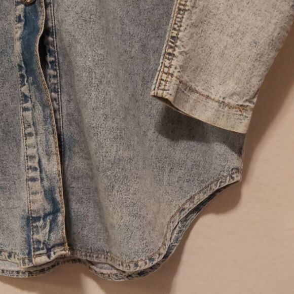 Monique fashions Vintage Blue Jean Embellished Button Up Shirt - Picture 4 of 8